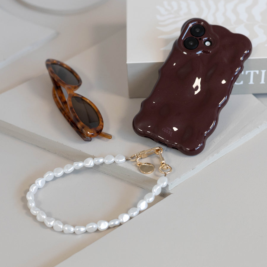 xoxo Wildhearts Bubbly case Burgundy with Cord - iPhone 14 Pro Max