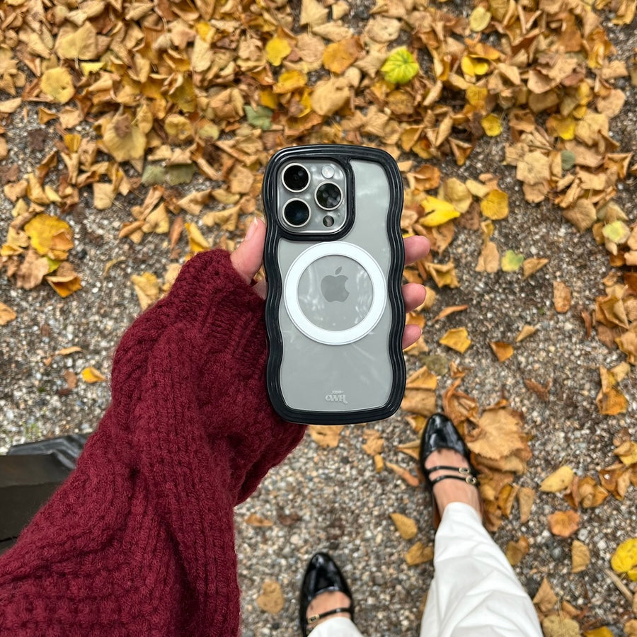 Wavy Case MagSafe Black - iPhone 16 Plus