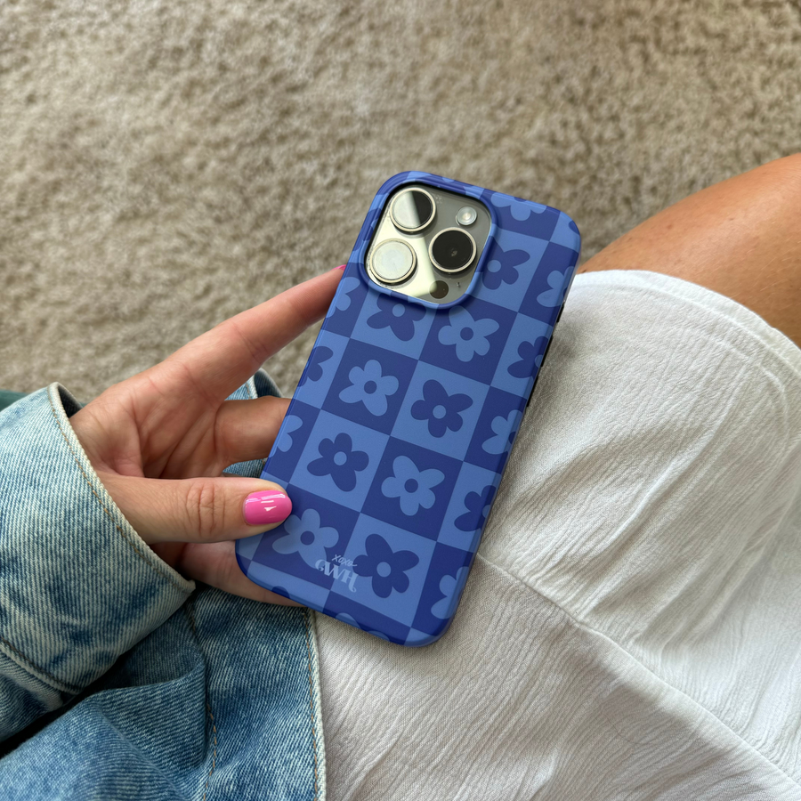 iPhone 16 - Denim Blossom