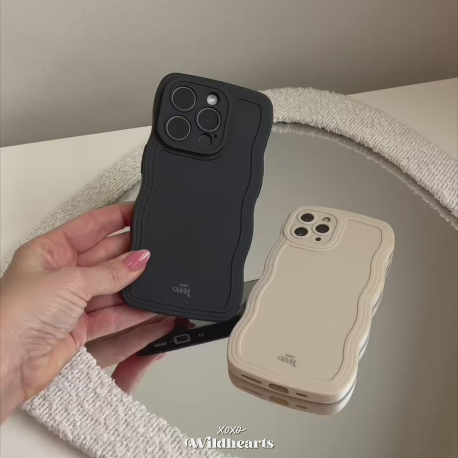 Wavy case Beige - iPhone 11